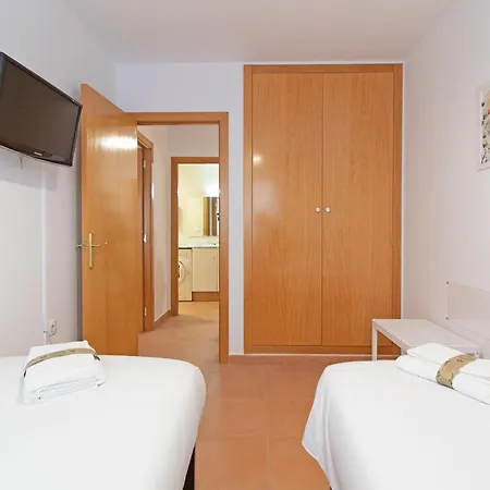 Global Properties, Planta Baja Con Piscina En Canet De Berenguer *